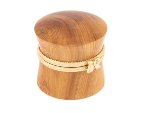 Symbolbild. Lieferung ohne Holz.