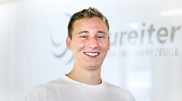 Hannes Stadler | Service